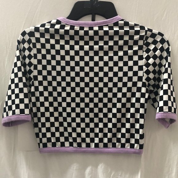 J&G checked crop top with 3/4 sleeves - Picture 2 of 2